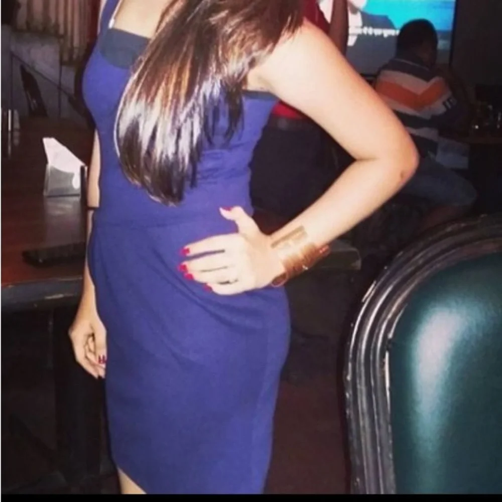 Dress - Picture 2 of 2